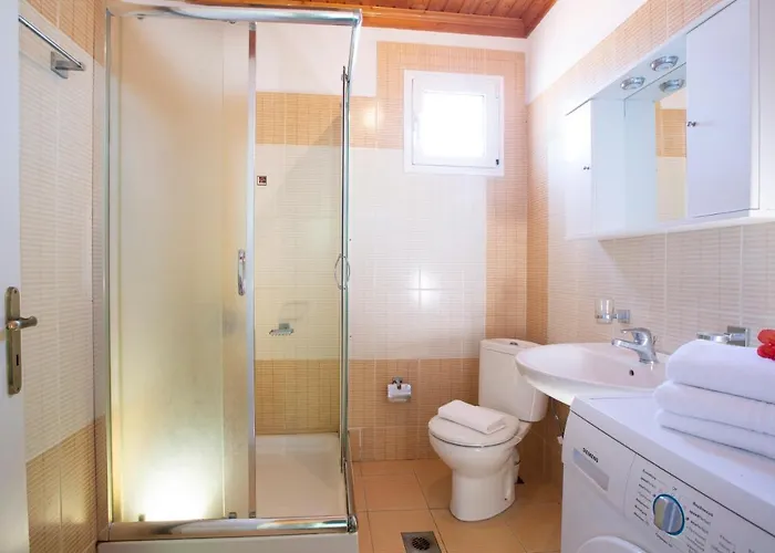 Konstantino's House Case de vacanță